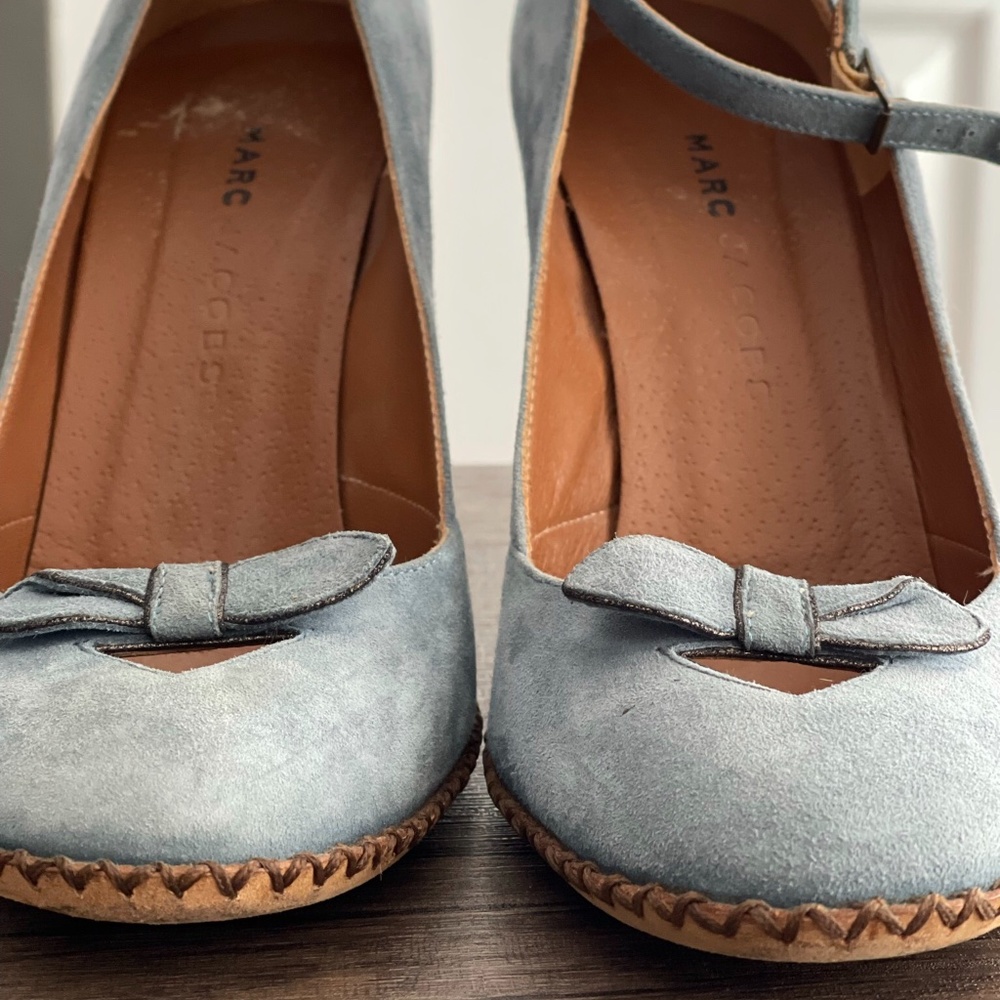 Like New Marc Jacobs light blue suede pumps.
